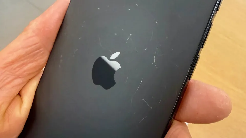 iPhone 17 vulnerável a riscos? Eis o que a Apple tem a dizer