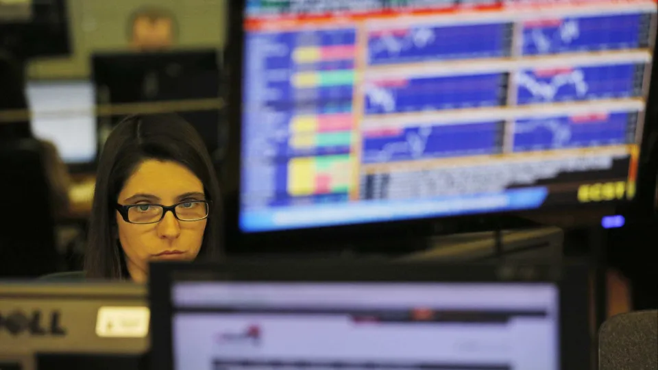 PSI cai com BCP a descer 1,57% e Galp a subir 1,78%