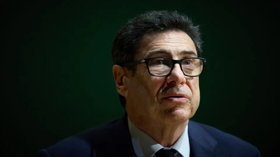 Reguladores deveriam "olhar para inovação, em particular