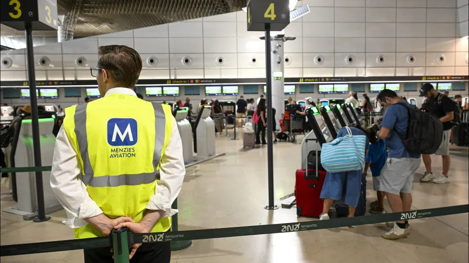 Sindicatos da Menzies preocupados com rutura operacional e