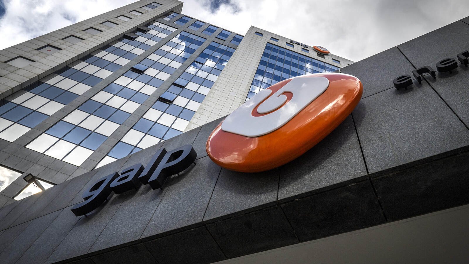 AT avisa a GALP que imposto sobre mais-valias do gás do Rovuma pode vir a subir