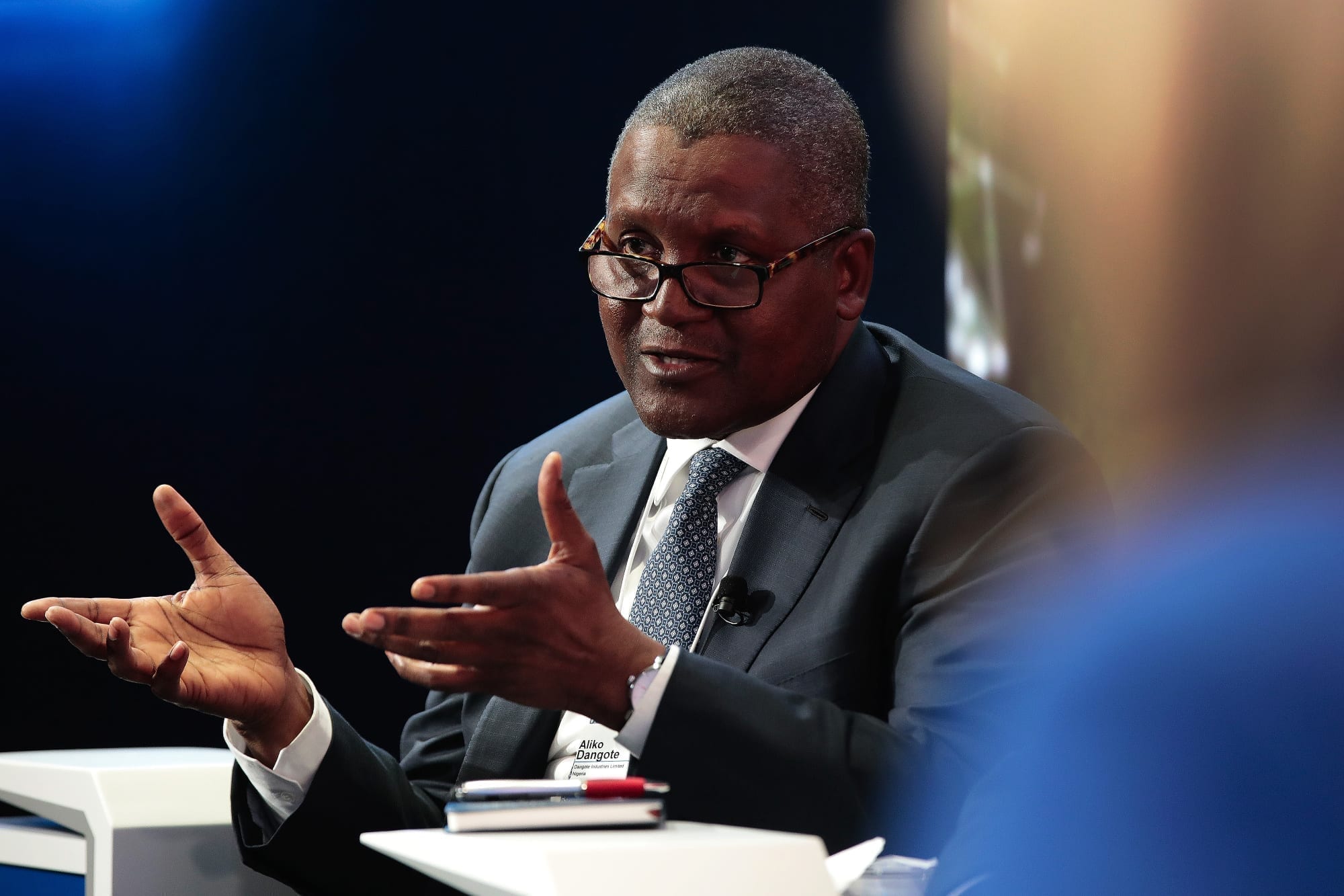 Aliko Dangote Torna-se o Primeiro Africano a Alcançar Uma...