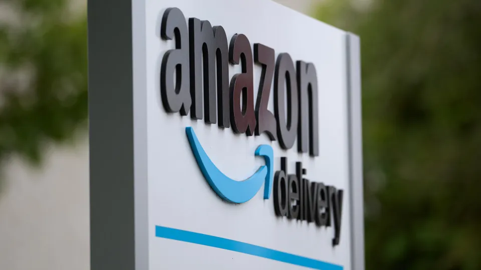 Amazon anuncia corte de 14 mil postos de trabalho...
