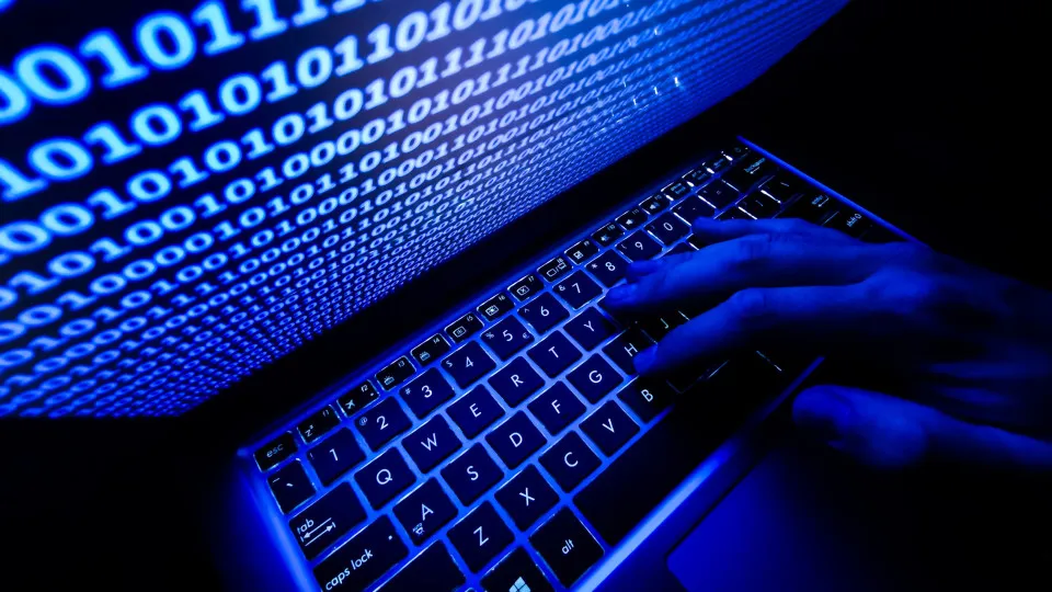 Ataques com 'ransomware' quase triplicam em Portugal no 1.º...