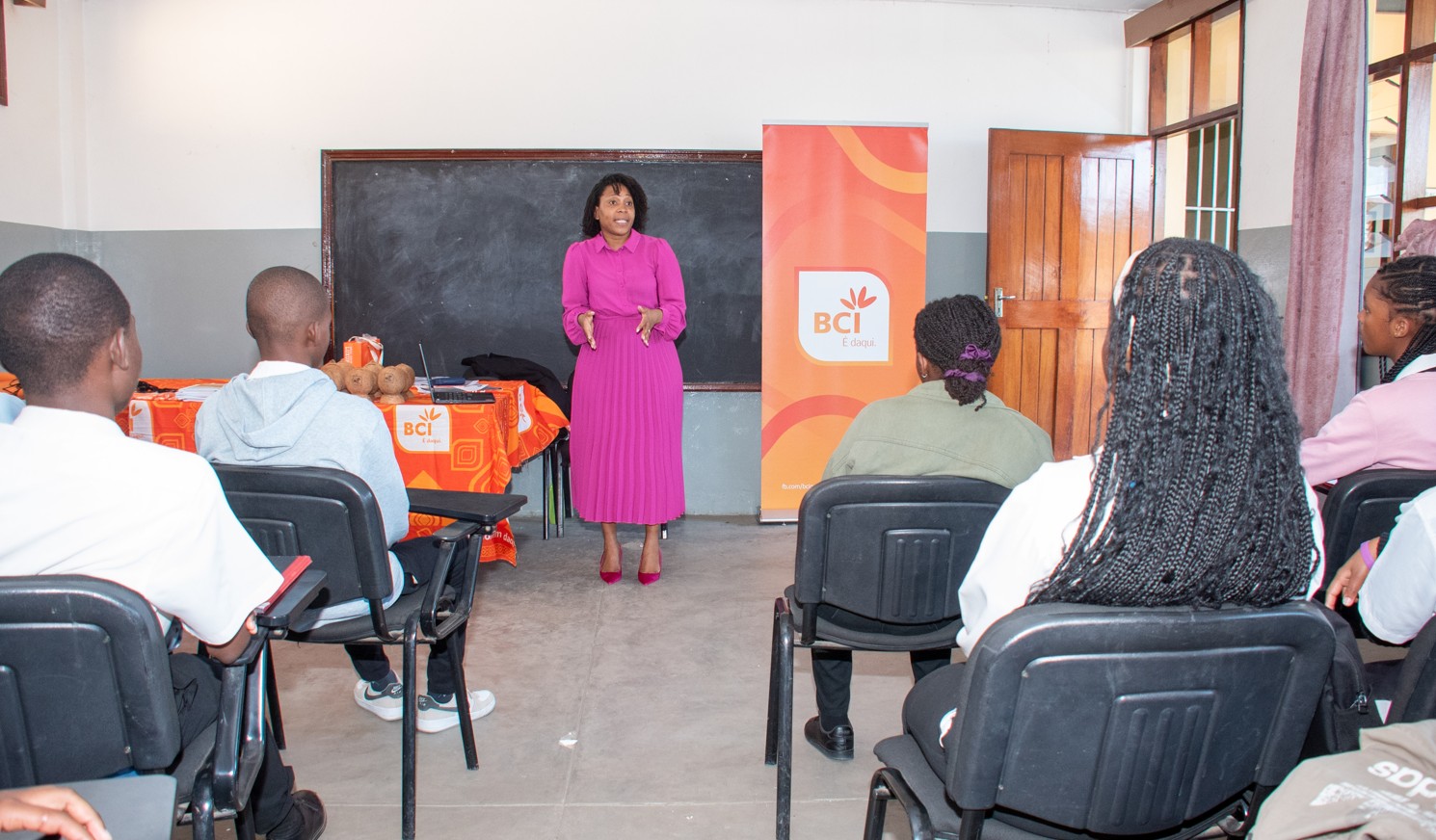 BCI Lança "Mês da Poupança" Com Acção de Literacia