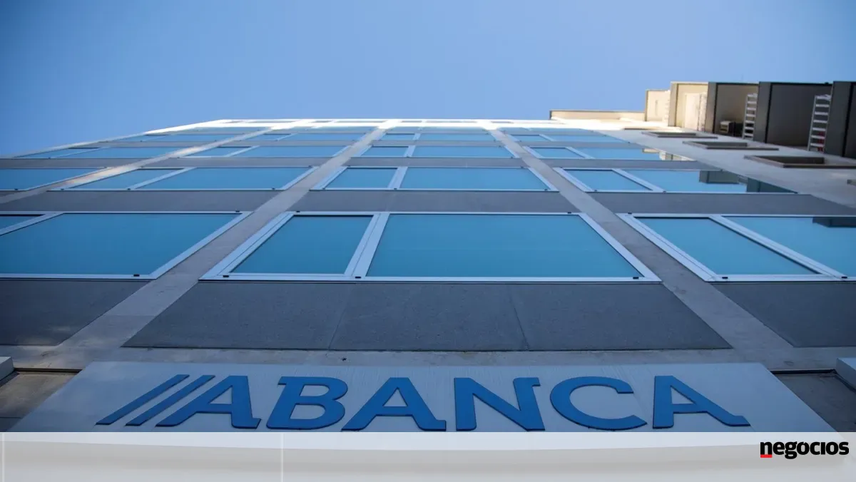 Banco Eurobic/Abanca chega a acordo para saída de 77