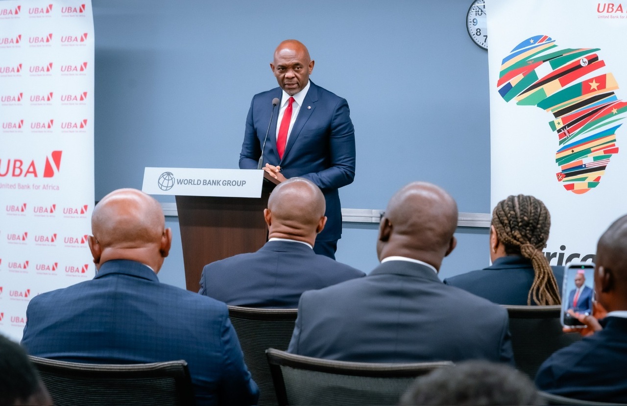 Banco UBA Lança Livro Sobre Crescimento Sustentável e...