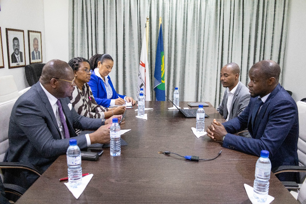 CTA e FMI Discutem Medidas Para Aliviar Dívida Pública e