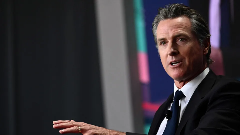 'Chatbots'? Governador californiano assina lei para proteger...