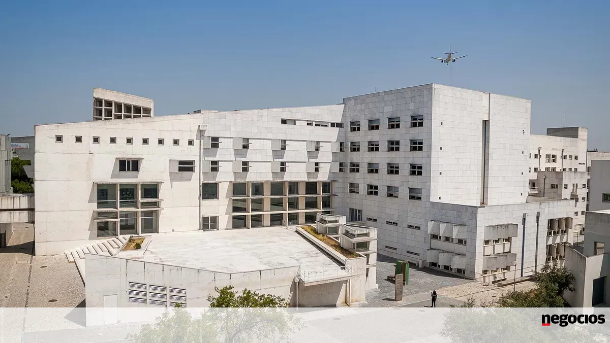 Dívida com propinas atinge 36 milhões de euros - Educação