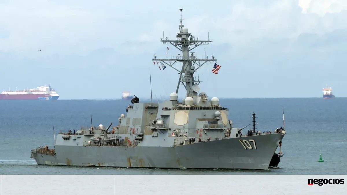 EUA preparam-se para atacar instalações militares na