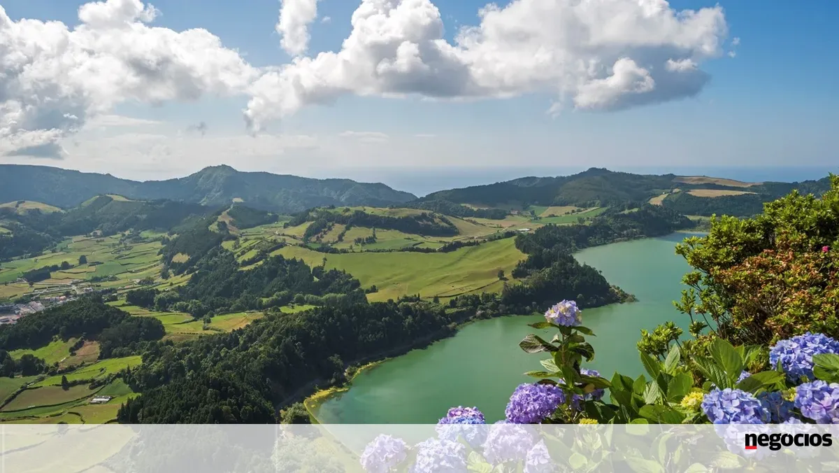 Fitch mantém "rating" dos Açores em "BBB" e perspetiva