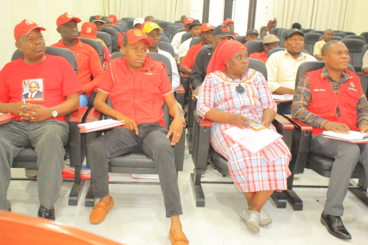 Frelimo denuncia violência política contra seus membros em