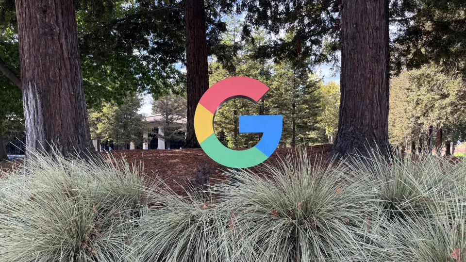 Google: Será difícil manter menores fora das redes sociais...