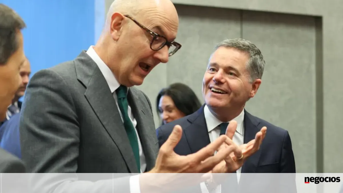 Governo francês pede responsabilidade ao parlamento no