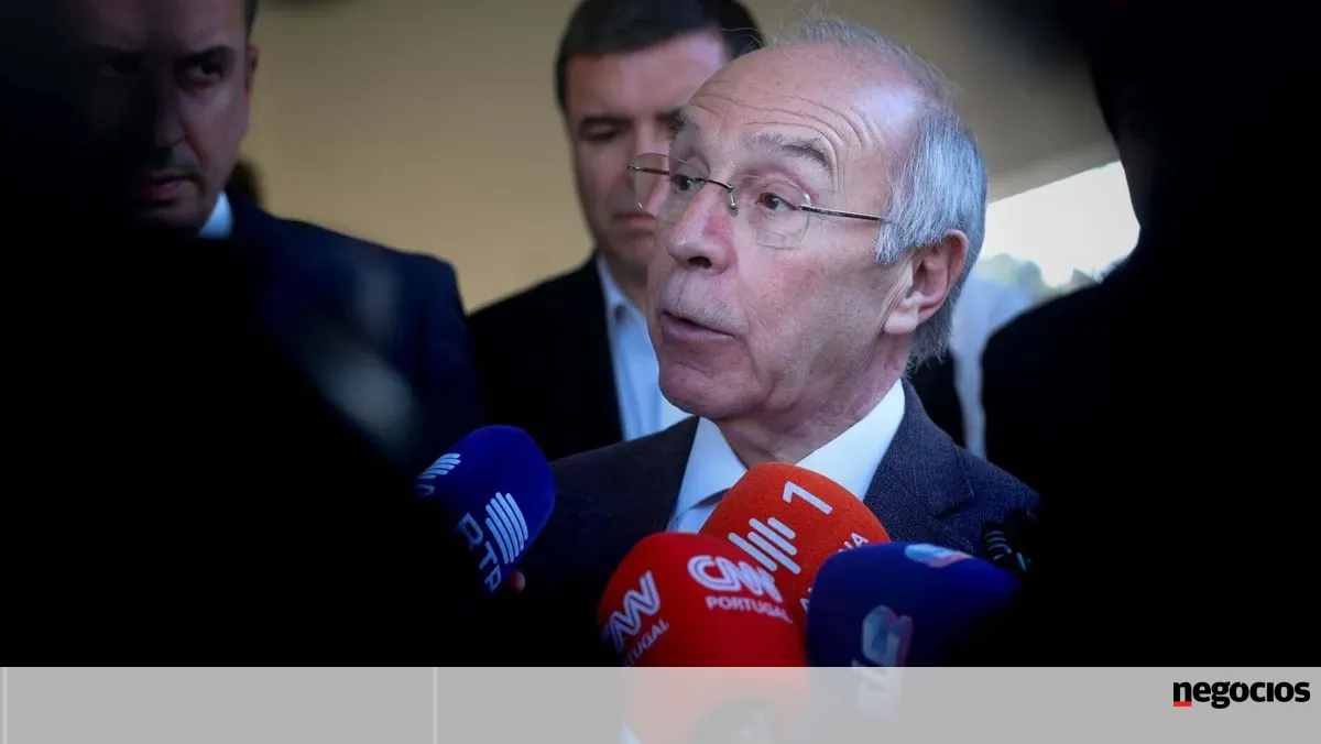 Marques Mendes considera que Ventura "não pode nem vai ser