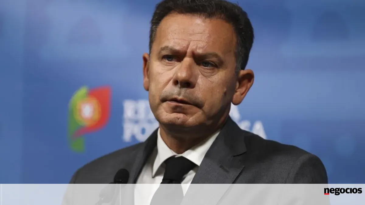 Montenegro não vê razões para oposição rejeitar proposta de