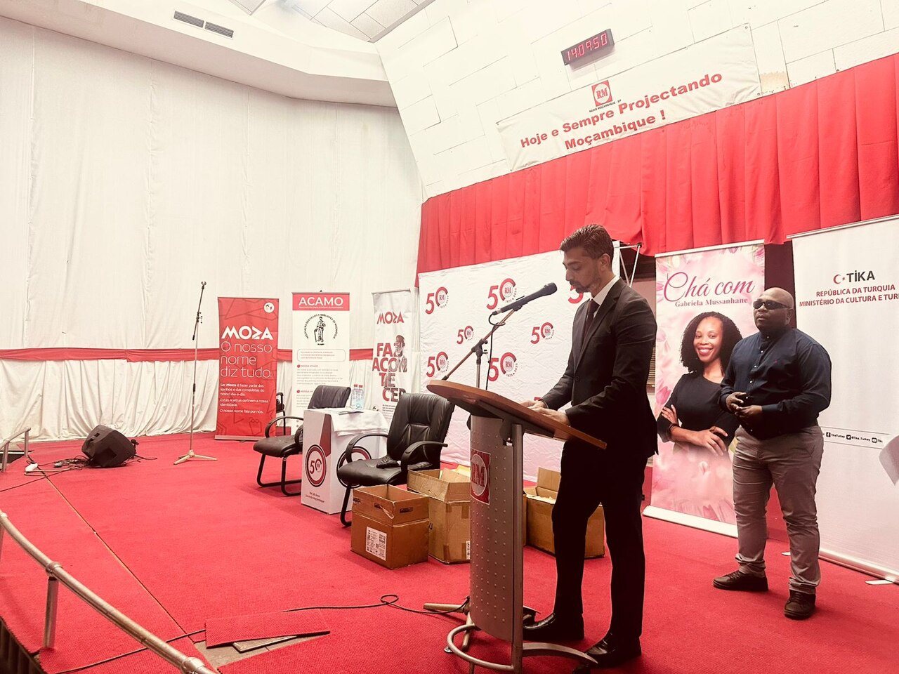 Moza Banco e ACAMO Apelam à Empatia e Solidariedade Com