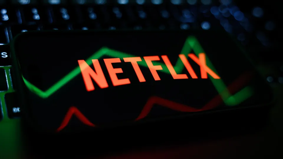 Netflix está a considerar apresentar proposta pela dona da…