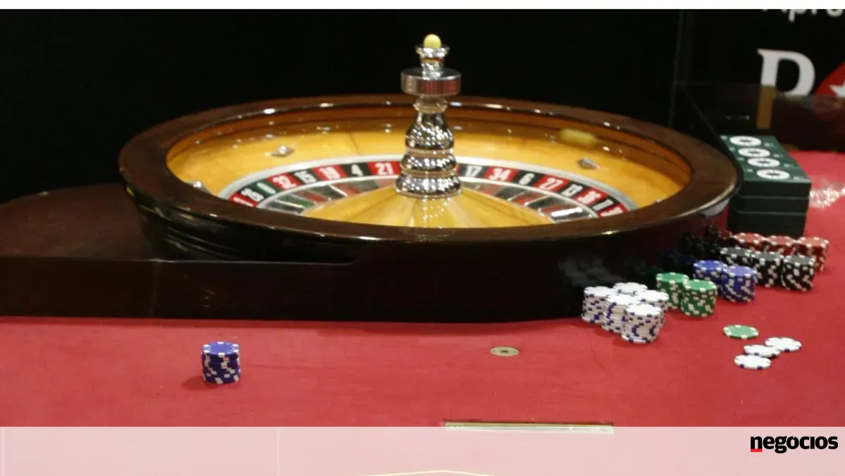 Parlamento recomenda "portal da transparência" do mercado de