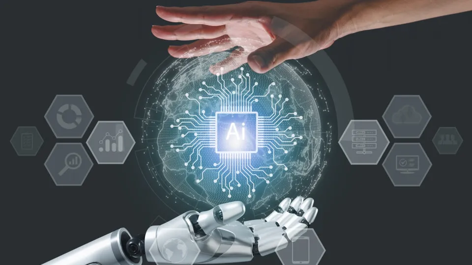 Parte das comunicações empresariais e governamentais são...