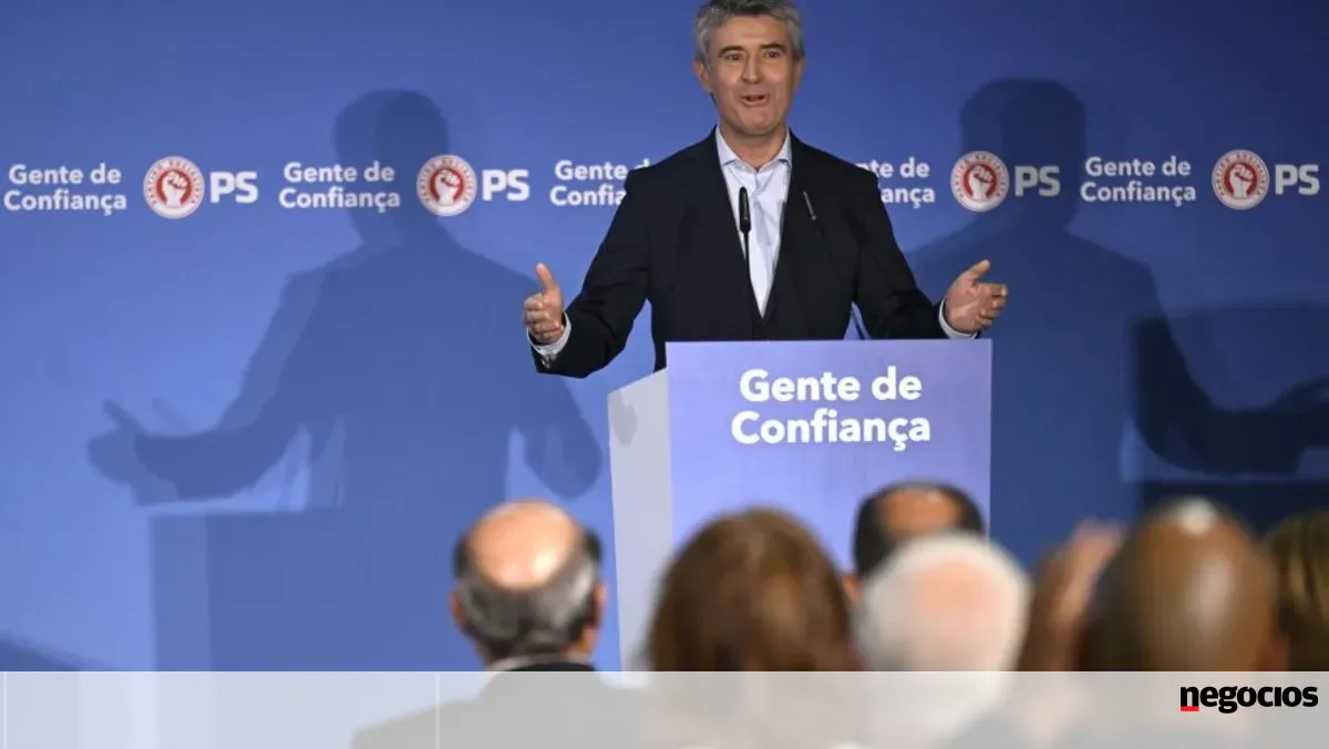 Presidenciais: Carneiro propõe apoio do PS a Seguro que