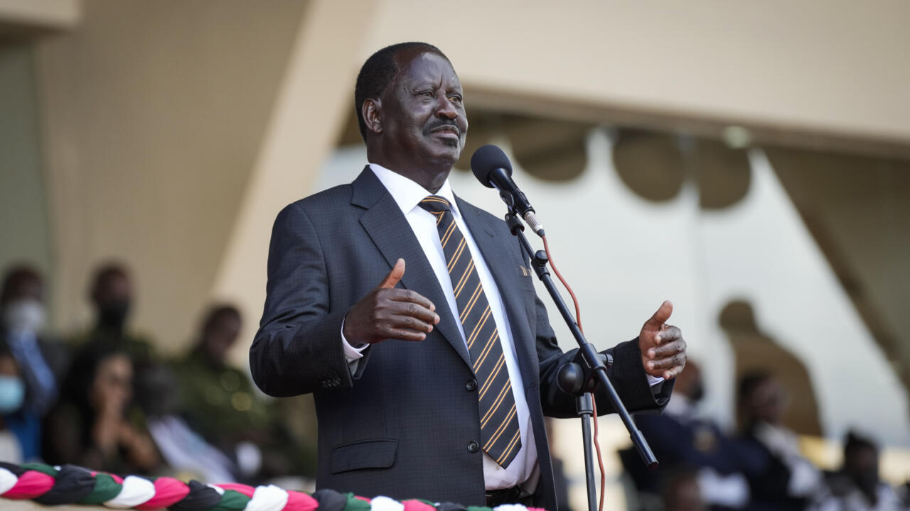 Presidente Chapo lamenta morte de Raila Odinga