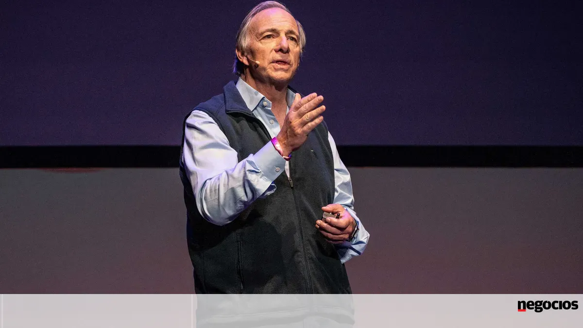 Ray Dalio aconselha investidores a deterem mais ouro que o
