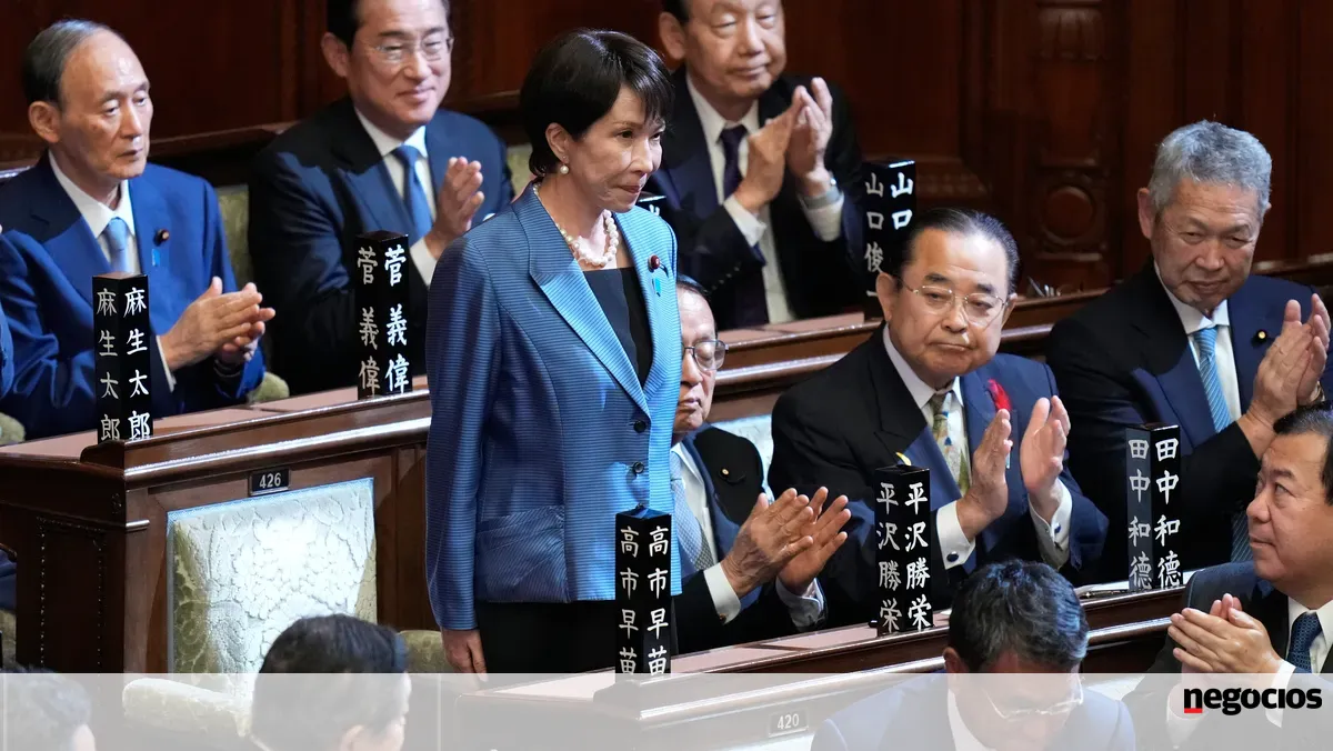 Sanae Takaichi eleita primeira mulher a liderar o Governo do