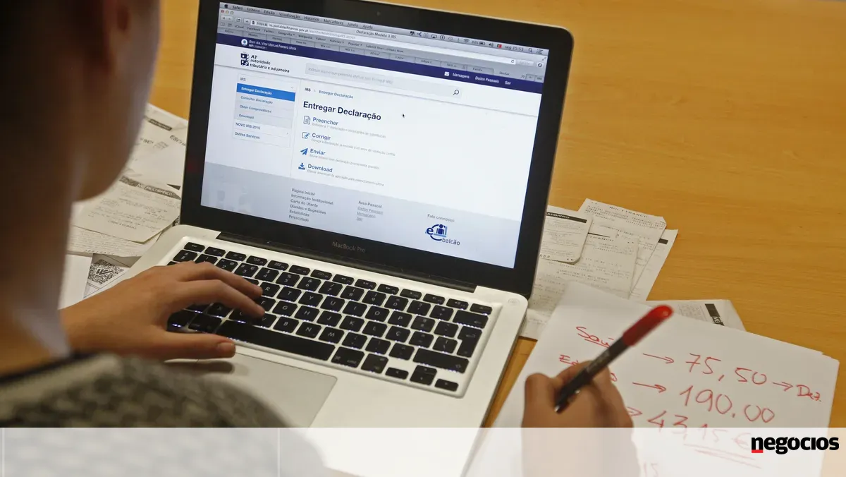 Simulações de IRS: Rendimentos médios poupam cerca de 4