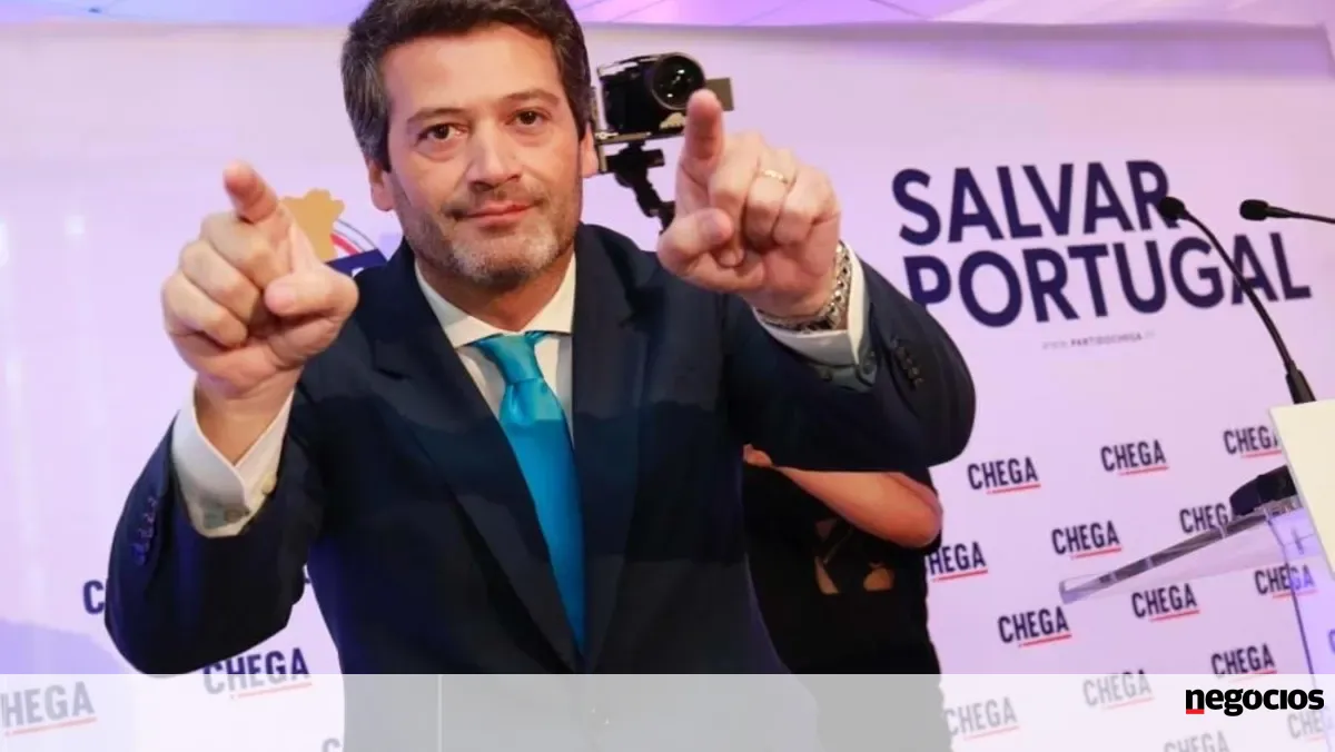 Ventura quer tirar casas do Estado a pessoas com cadastro e