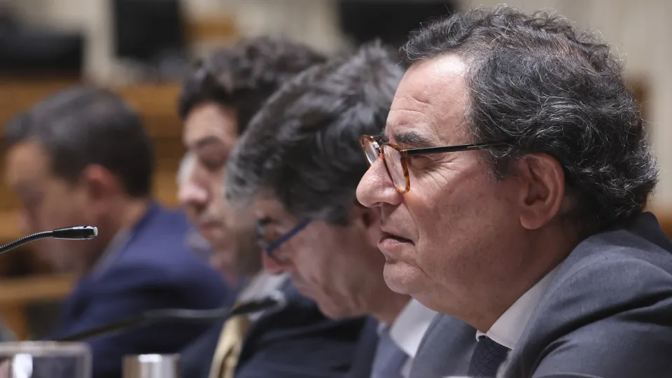 Governo já entregou à Comissão Europeia reajustamentos ao