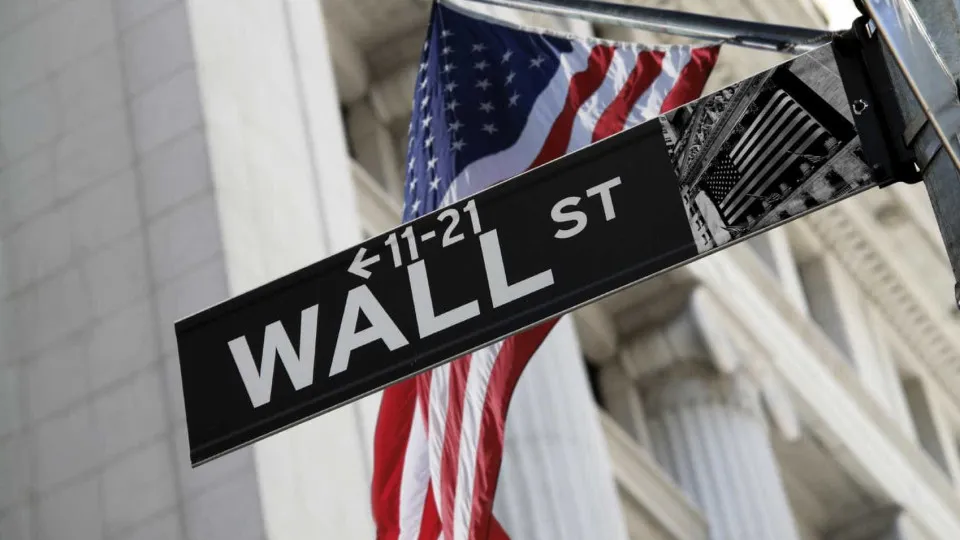 Wall Street fecha sem rumo afetada pelo receio de bolha na