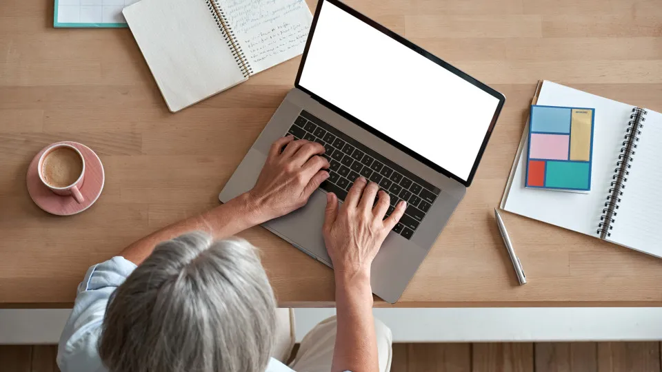 Quer reformar-se mas ainda não está na idade? Conheça a