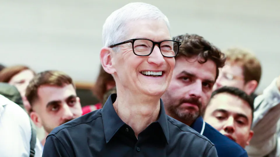 CEO da Apple não exclui aquisição de empresa de Inteligência...