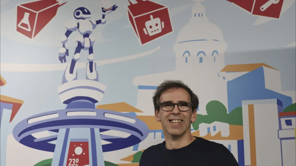 Consórcio de IA com 19 produtos e taxa de execução de 80%