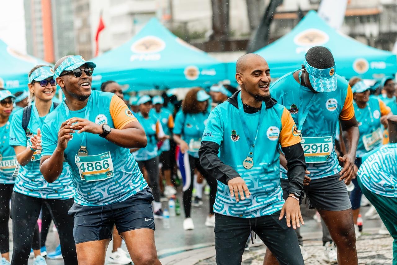 Corrida “FNB Maputo 10K” Juntou Milhares de Pessoas na 6.ª