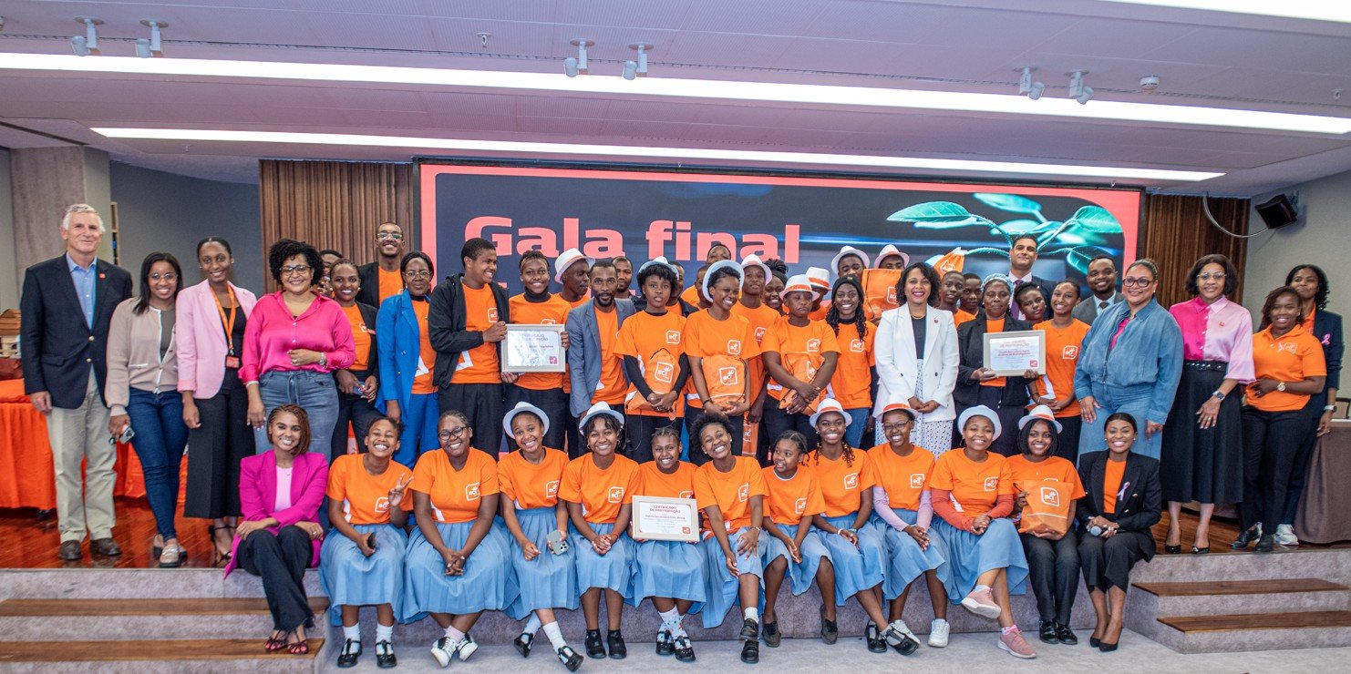 Estudantes da Escola Secundária Dom Bosco Vencem Concurso do