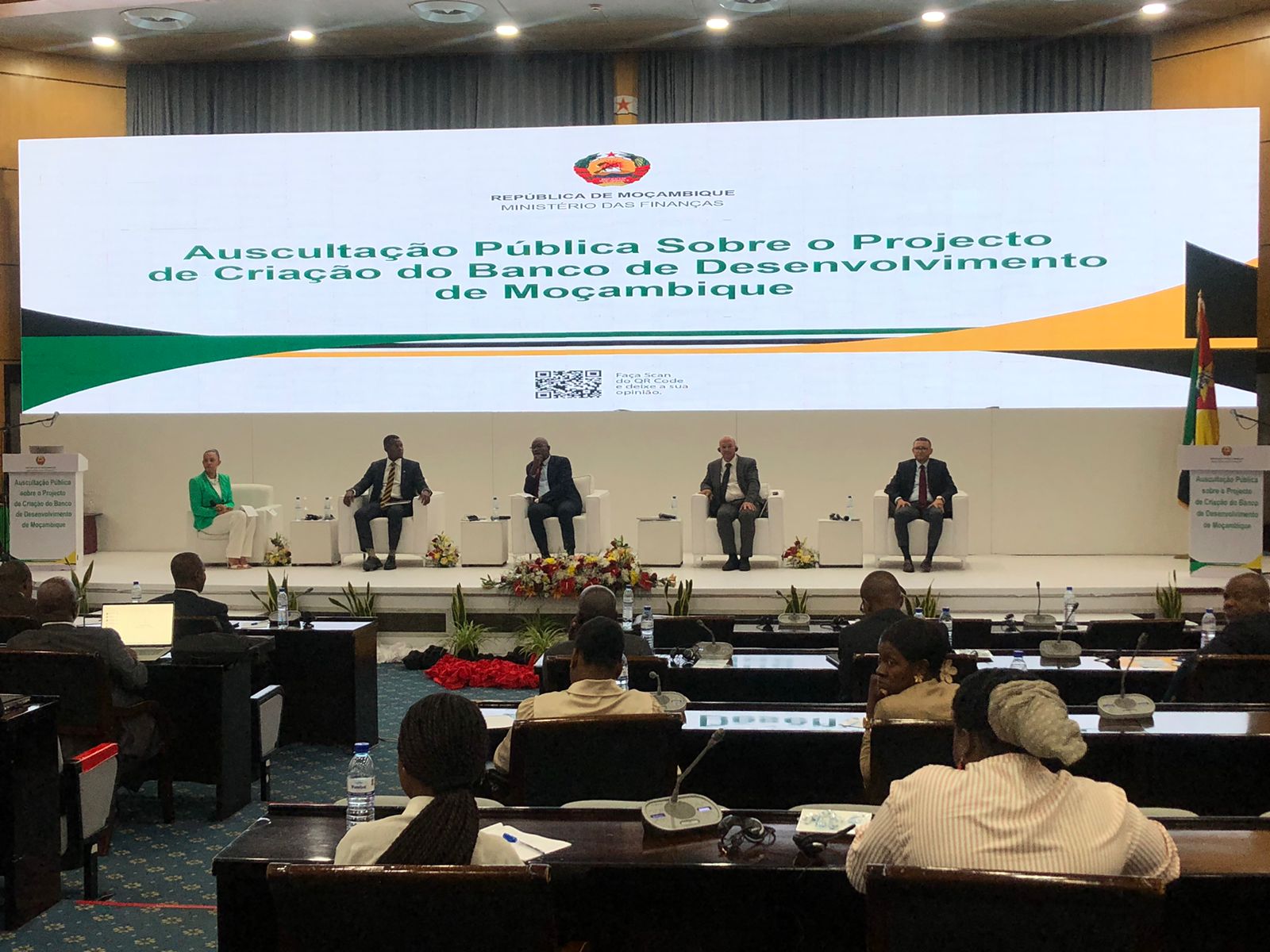 Ex-CEO do Banco de Desenvolvimento da Namíbia Defende...