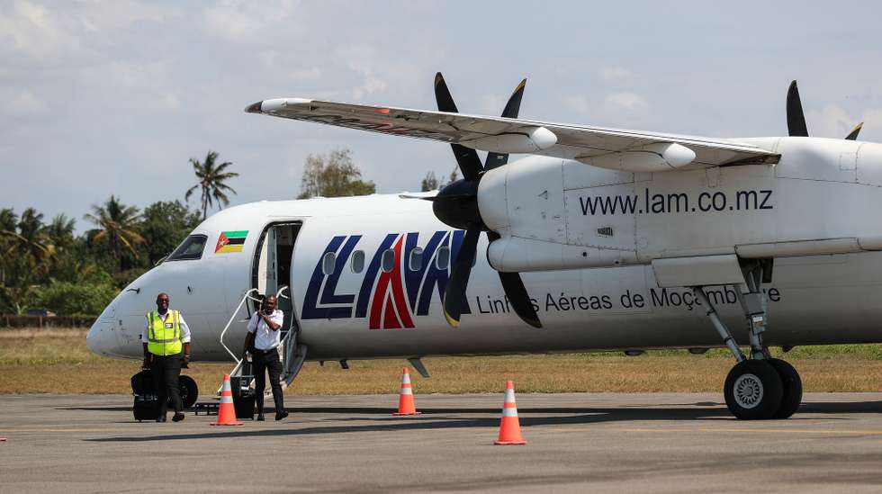 Governo Detalha Reestruturação Com Corte de Pessoal e