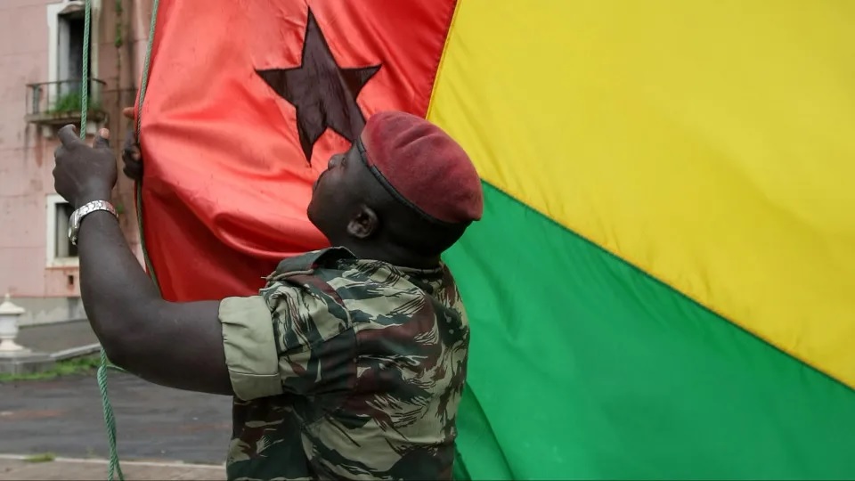 Governo de transição da Guiné-Bissau nomeado hoje e integra...