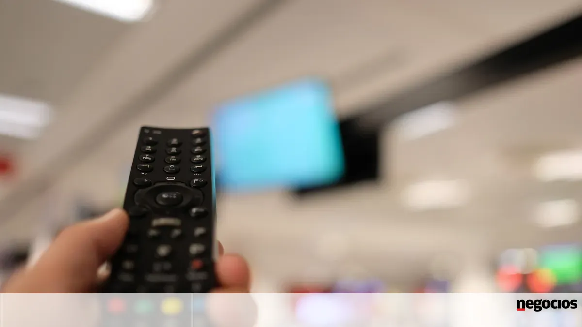 Líderes da BBC e BBC News demitem-se devido a documentário