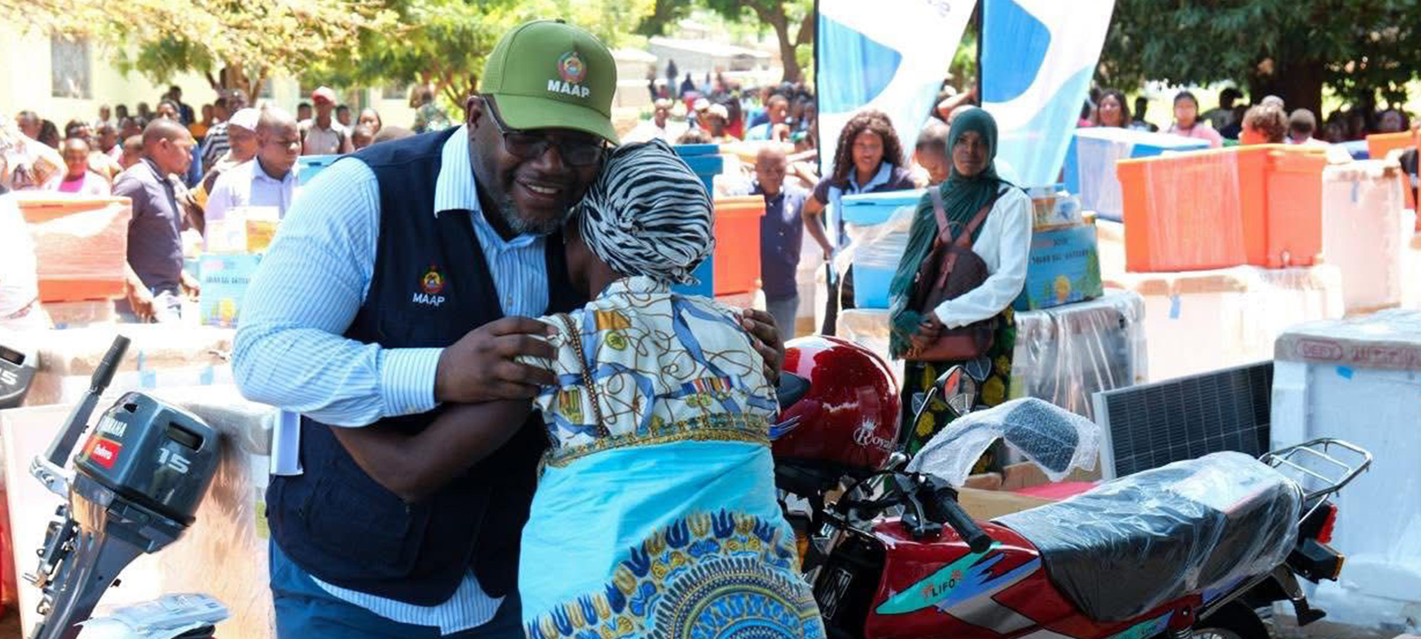 Mais de 200 Mulheres do Sector Pesqueiro Recebem