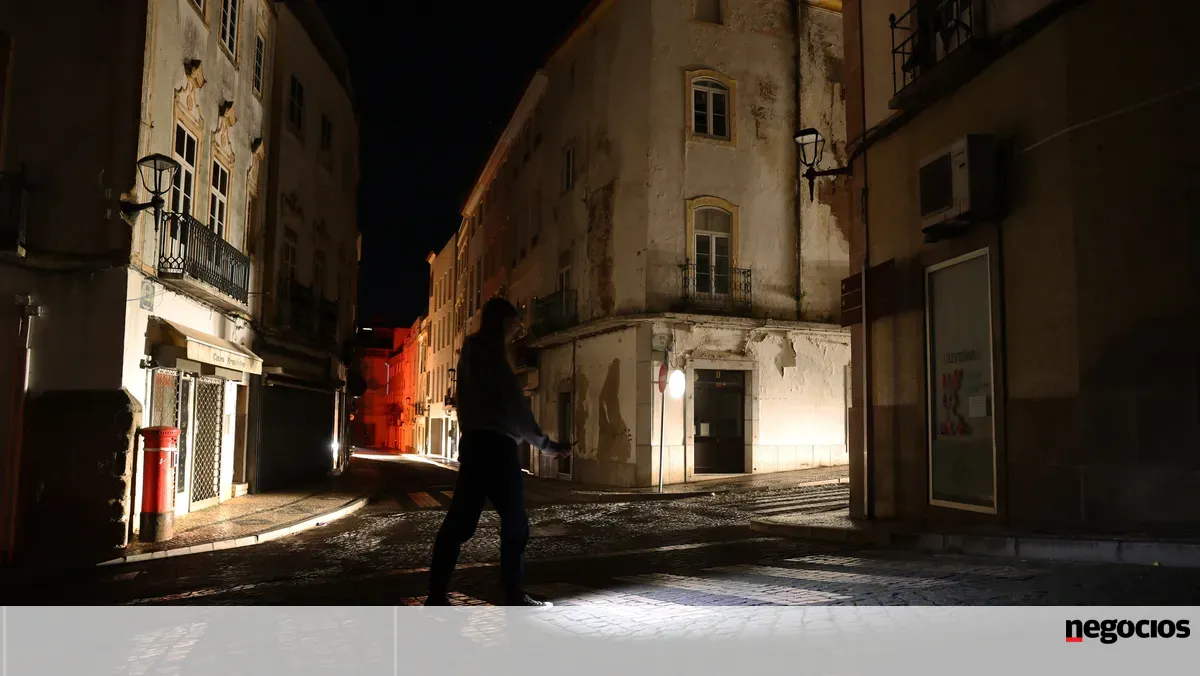 Mau Tempo deixa cerca de 20 mil pessoas sem eletricidade em