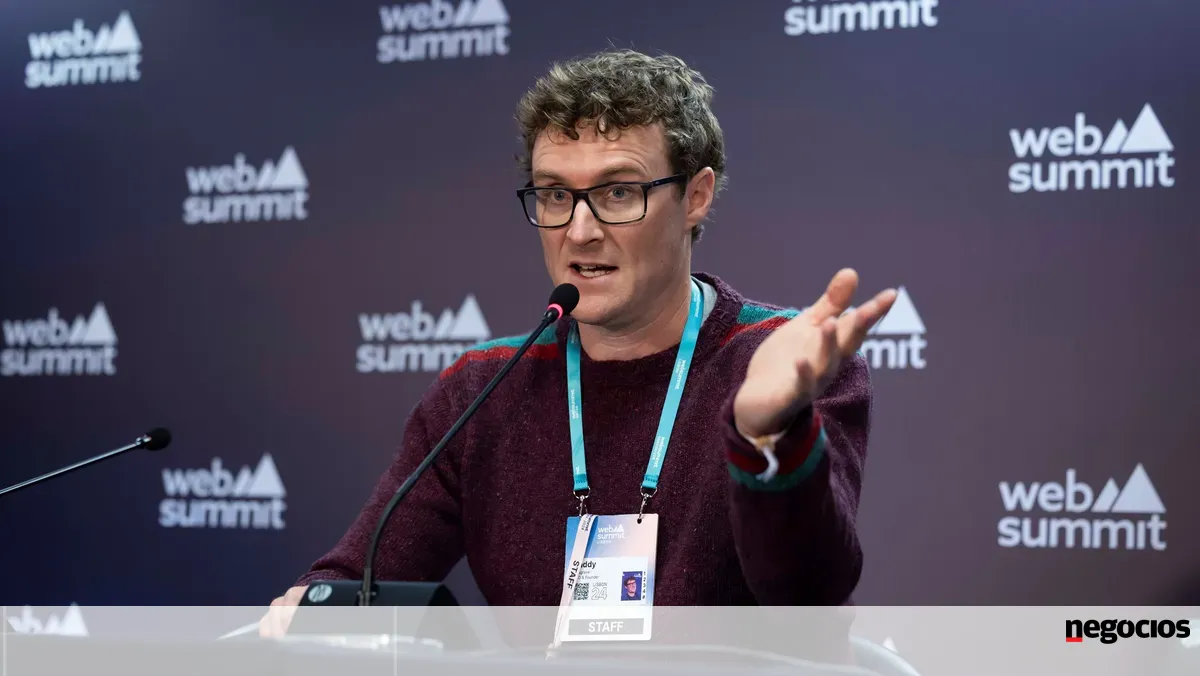 Paddy atira discussão de renovar Web Summit em Lisboa para