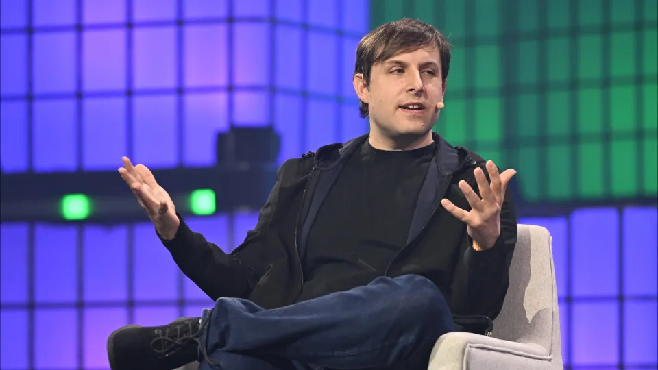 Prótese retinal? "A esperança é que no próximo ano seja...