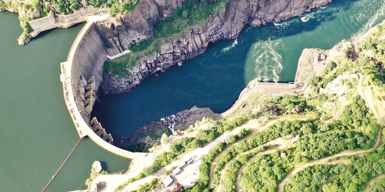 Relatório da Eskom Destaca Fornecimento da HCB Como Pilar