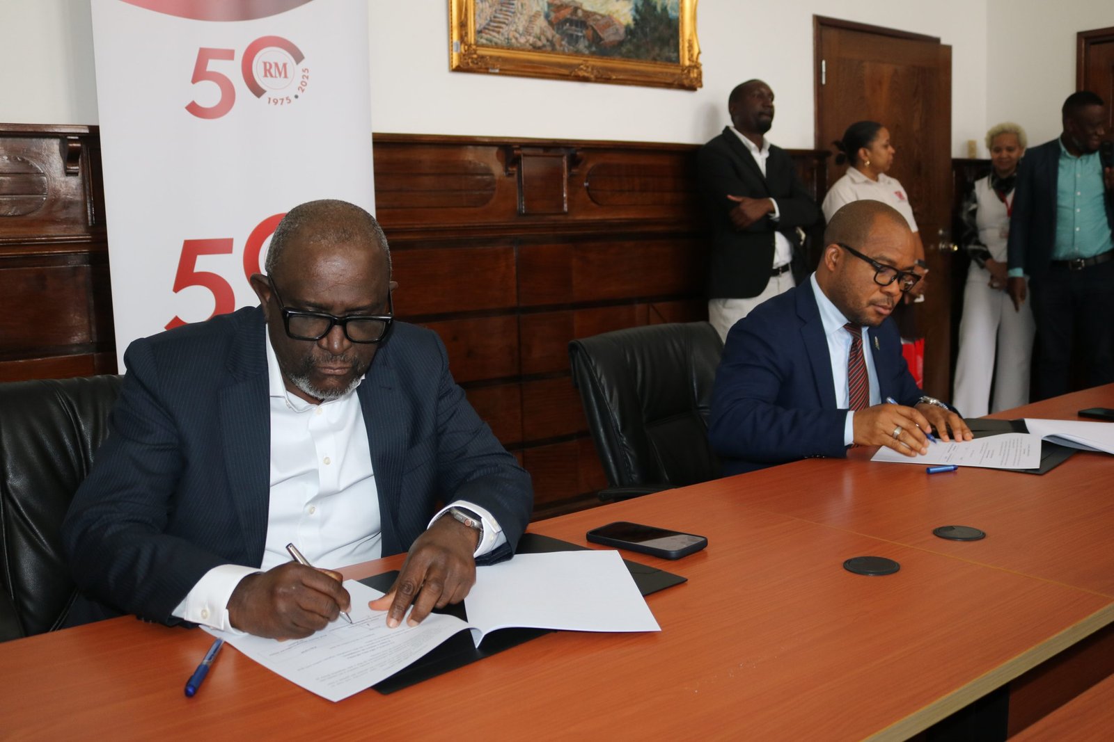 Universidade Eduardo Mondlane impulsiona digitalização da...