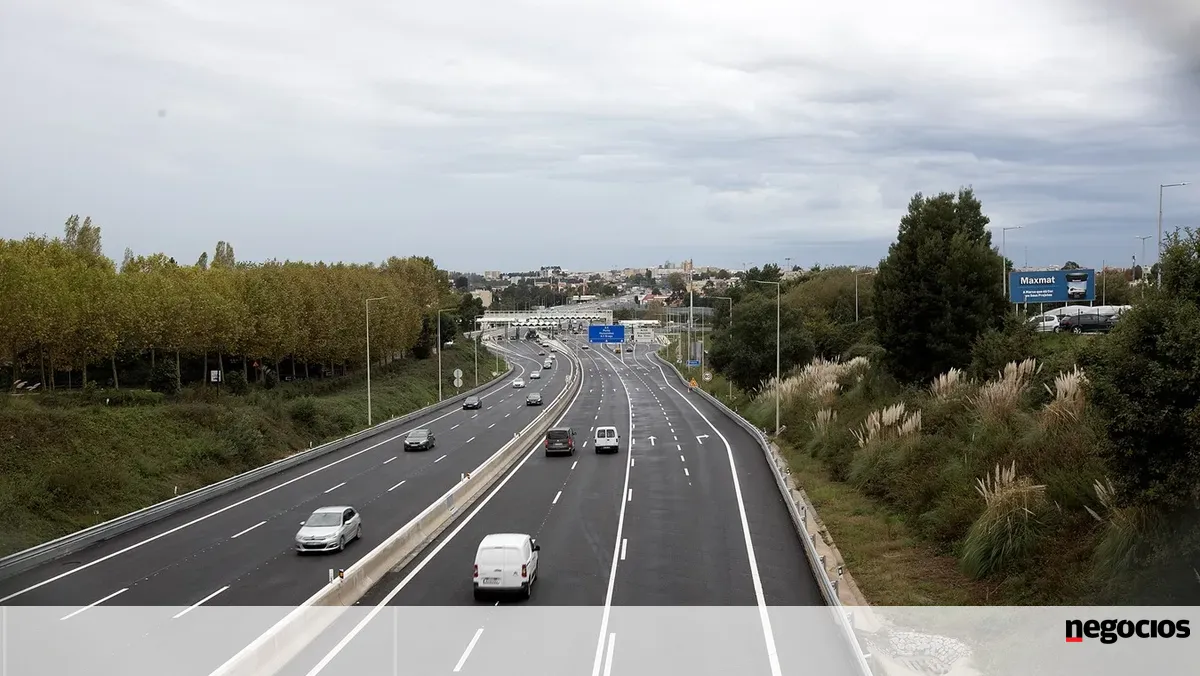 Vendas de automóveis novos na UE sobem 1,4% até outubro -