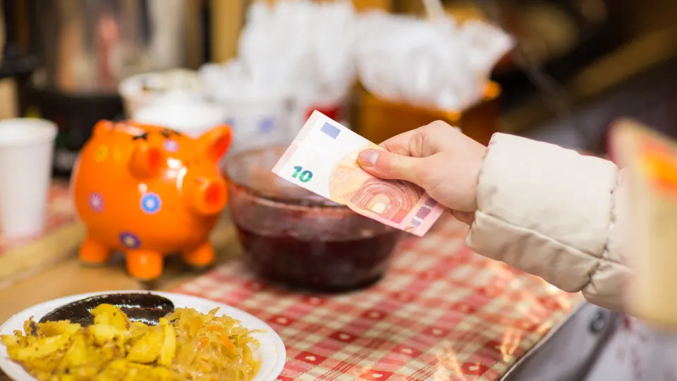 A uma semana do Natal... Óleo, leite e peru encarecem